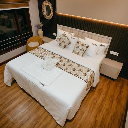 Отель Cosy Premium Houseboats Alappuzha Экстерьер фото