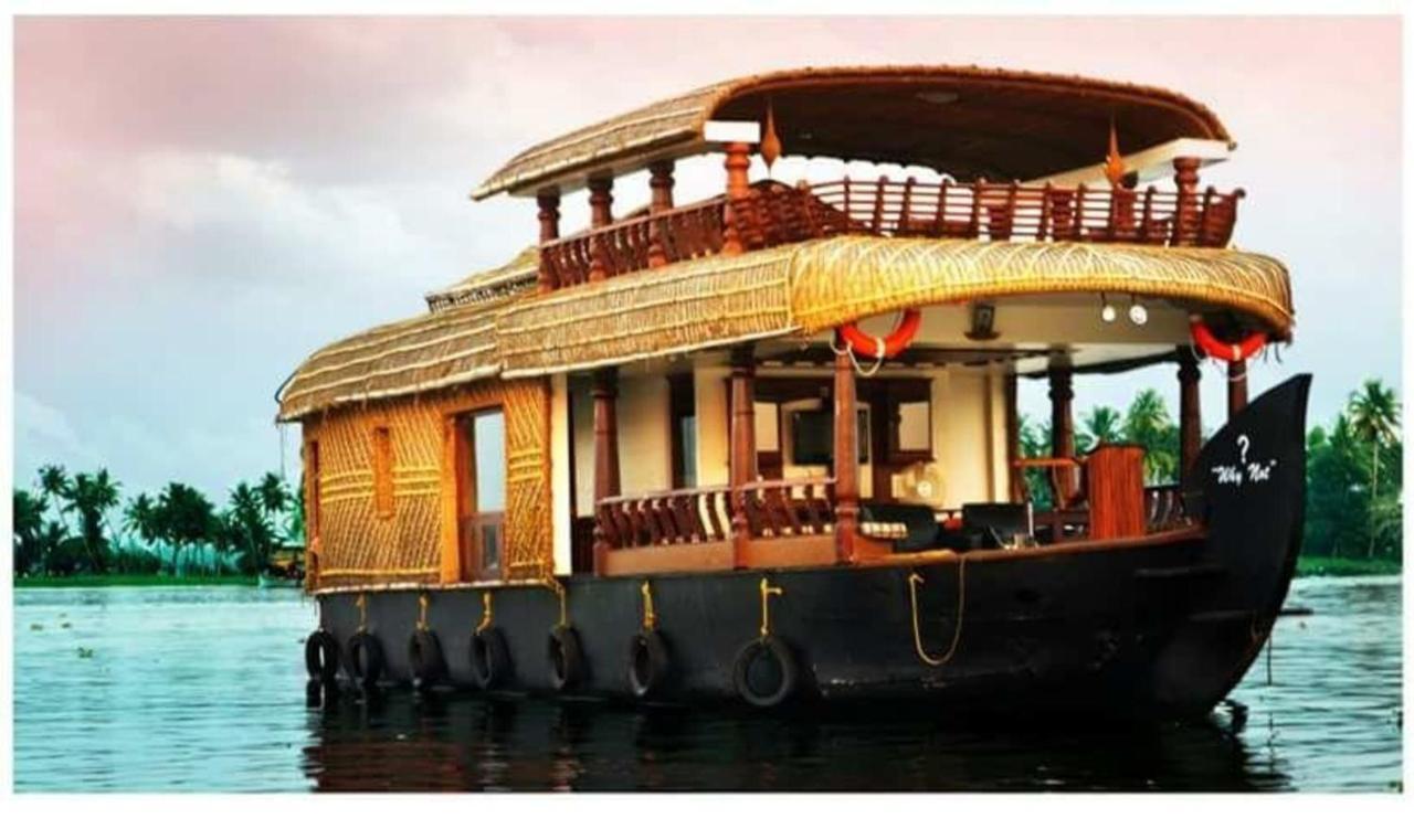 Отель Cosy Premium Houseboats Alappuzha Экстерьер фото