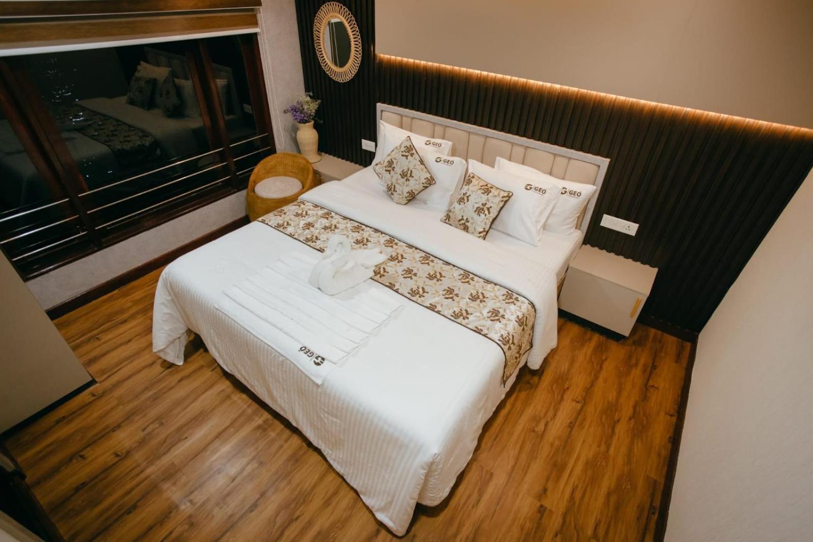 Отель Cosy Premium Houseboats Alappuzha Экстерьер фото