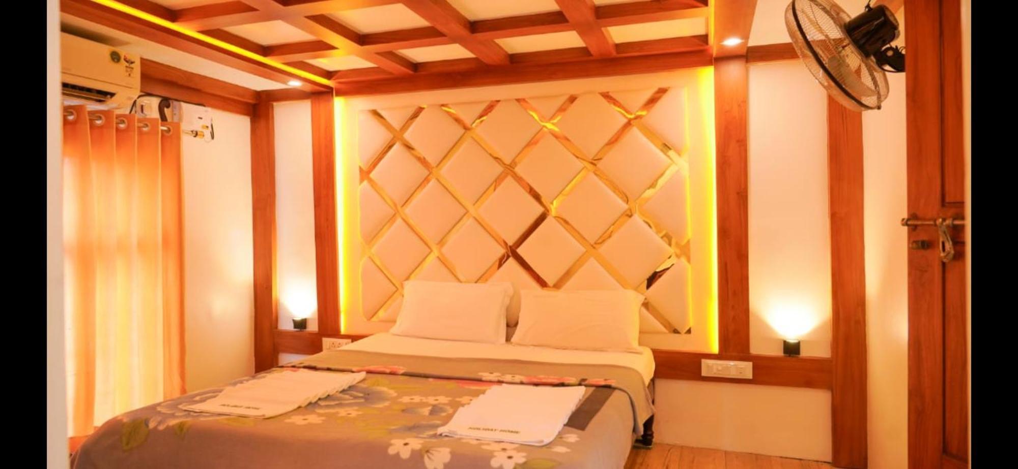 Отель Cosy Premium Houseboats Alappuzha Экстерьер фото