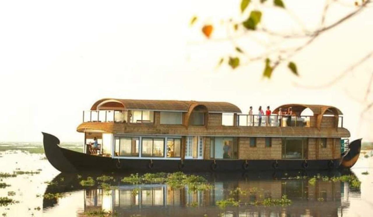 Отель Cosy Premium Houseboats Alappuzha Экстерьер фото